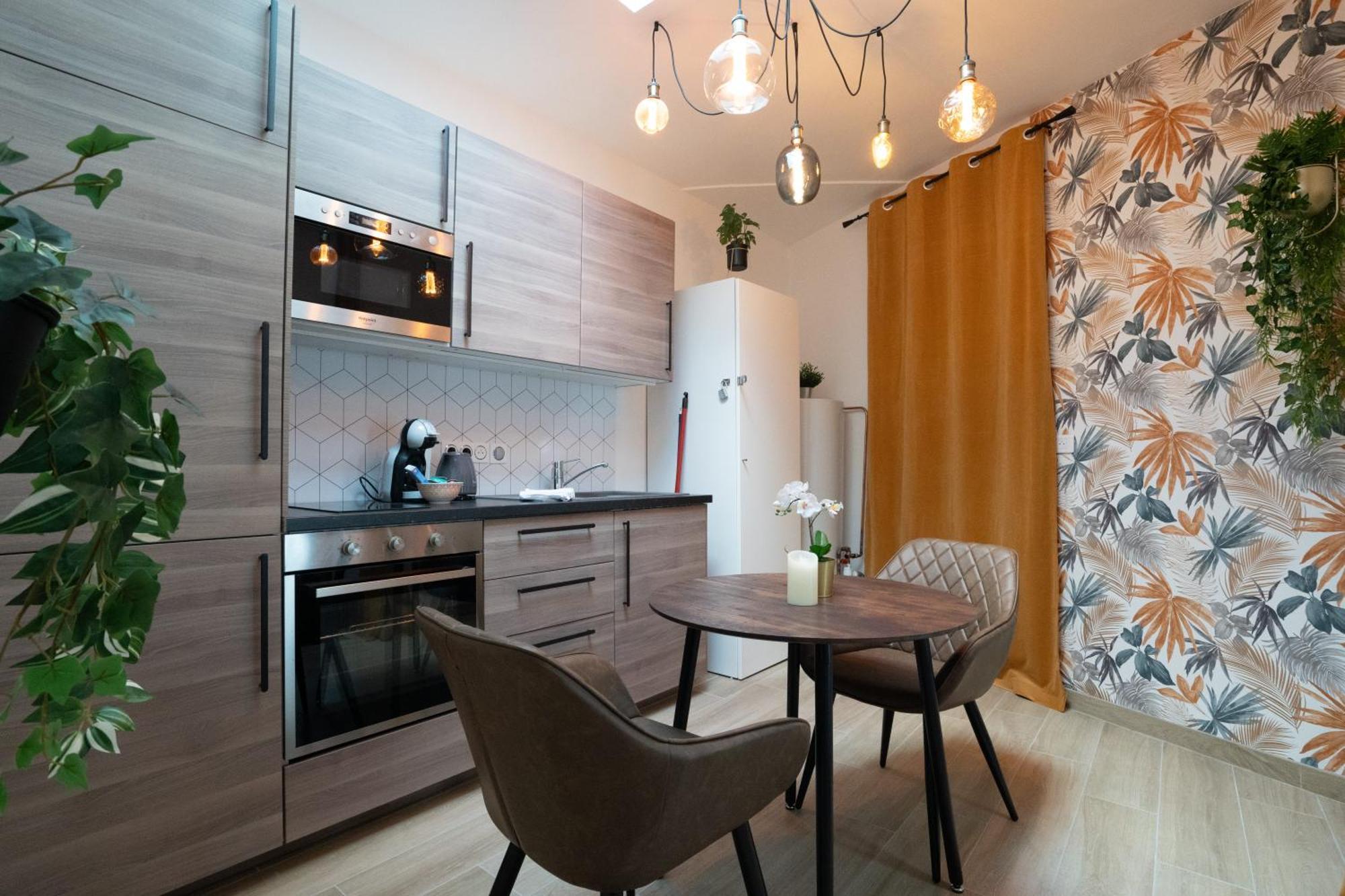 L'Escale Balneo'Romantique - Loveroom - Jacuzzi & Petit Dejeuner Villiers-sur-Marne Exterior photo